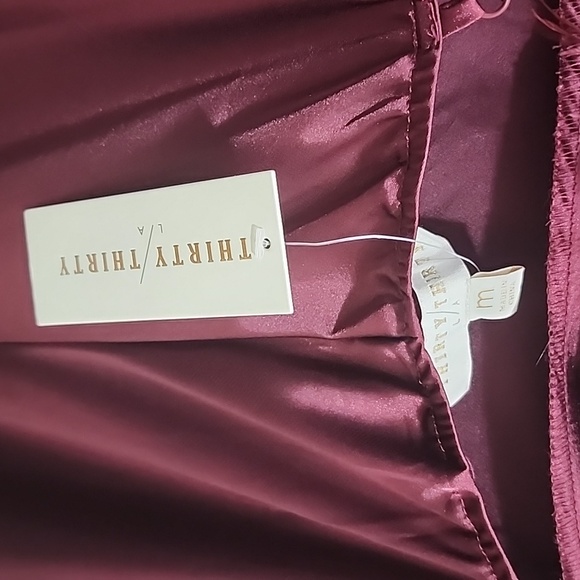 Maroon Satin dress with feathers - Picture 3 of 3